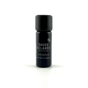Flacon de 10 ml d’huile essentielle de sauge sclarée Olessen, cultivée et distillée en Normandie