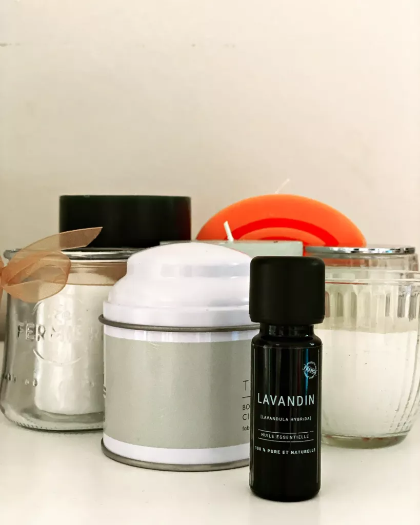 Recette Masque à l’argile peau nette : lavandin et thym à thujanol, avec les huiles essentielles Olessen